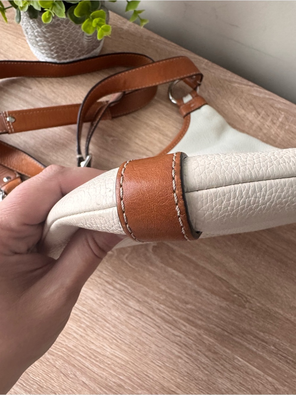 Coach White Pebbled Leather Crossbody with Tan Trim - Picture 9 of 9